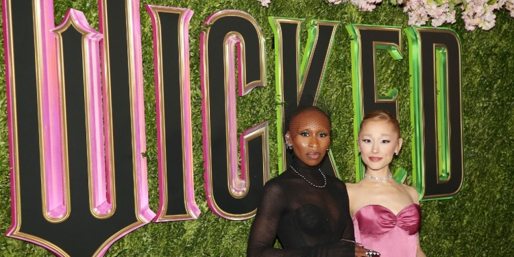 Photos: Ariana Grande, Cynthia Erivo and More at the WICKED NYC Premiere Photo