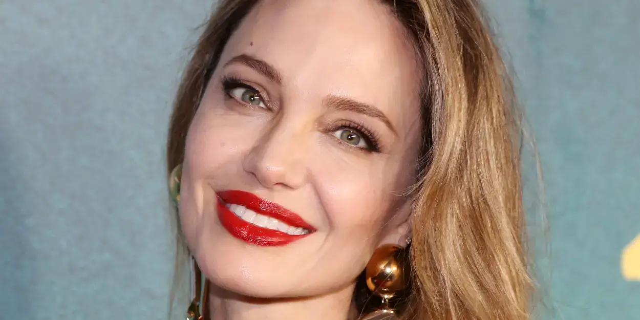 Angelina Jolie Casts Doubts on Broadway Future Amid MARIA Role  Image