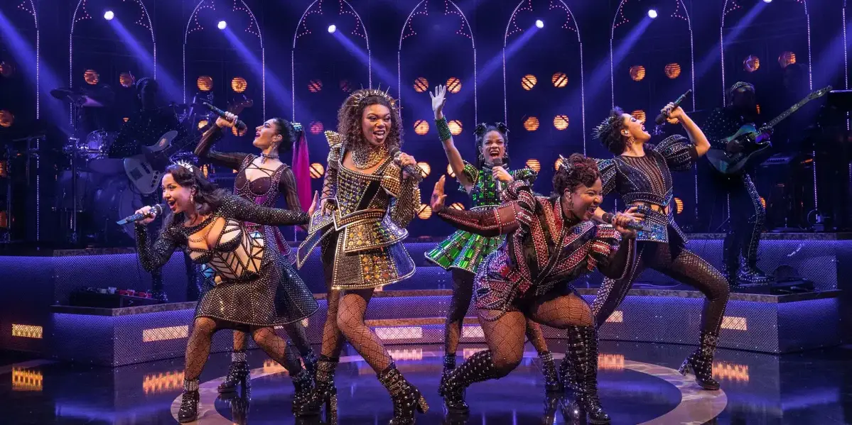 Broadway's SIX Will Offer $35 Student Rush Tickets  Image