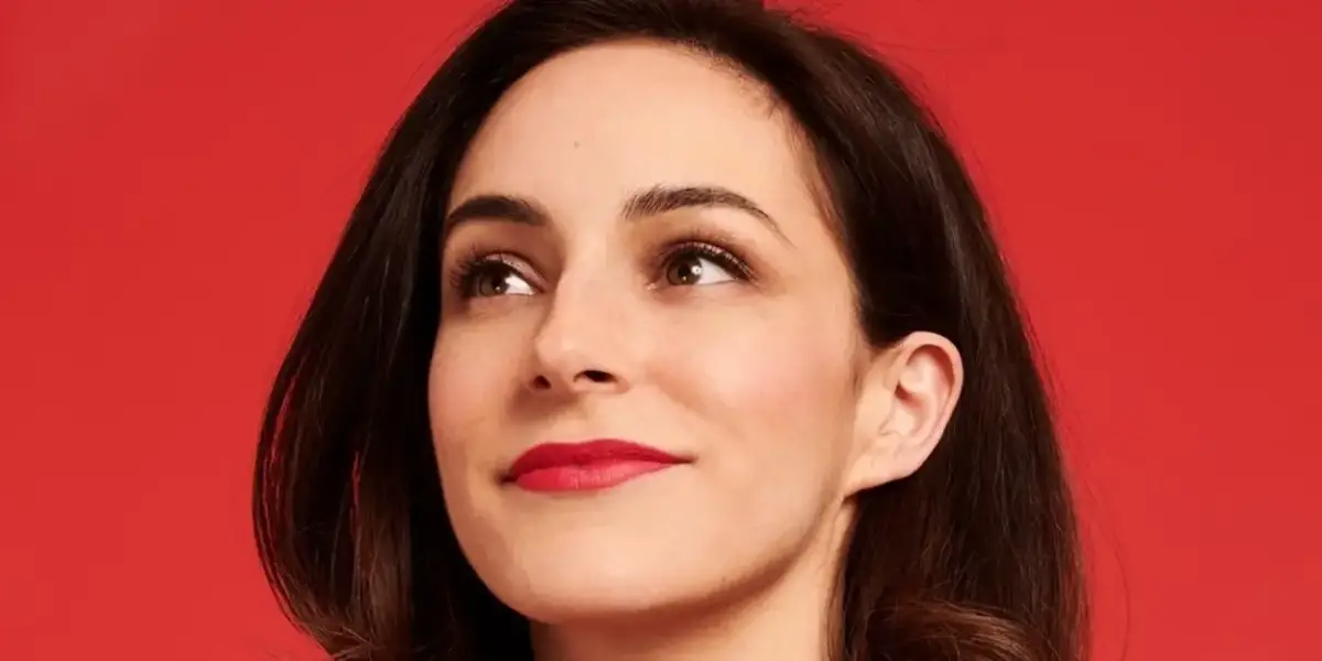 Interview: Janine Harouni Is 'Finding the Funny' in Life’s Challenges in MAN'OUSHE at SoHo Playhouse  Image