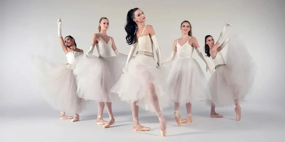 Miami City Ballet Performs WINTER MIX Next Year  Image