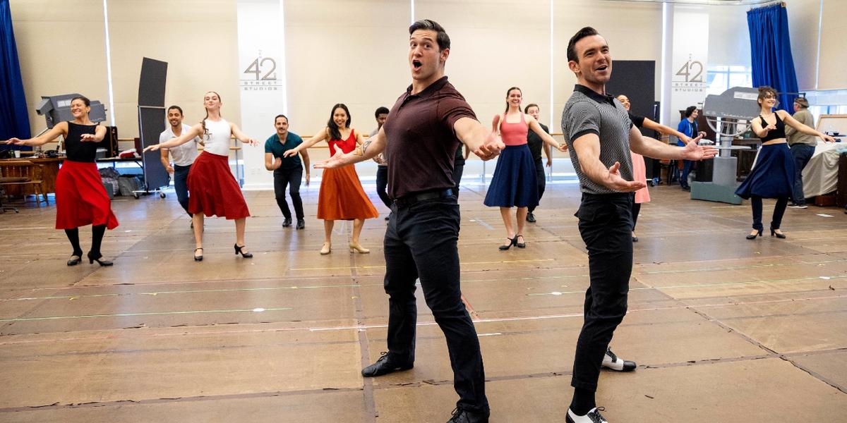 Photos: WHITE CHRISTMAS At Paper Mill Playhouse Meets the Press