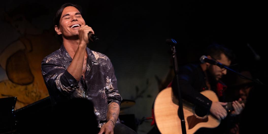 Review: Julio Iglesias, Jr. Makes His Café Carlyle Debut with TIMELESS  Image