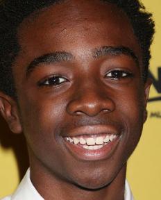 NEIGHBORHOOD (TRADUÇÃO) - Caleb McLaughlin 