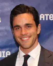 https://www.broadwayworld.com/ezoimgfmt/cloudimages.broadwayworld.com/headshots/399145sm.jpg?dt=41795241&ezimgfmt=ng%3Awebp%2Fngcb36%2Frs%3Adevice%2Frscb37-2