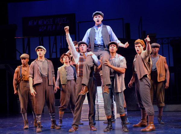 https://www.broadwayworld.com/ezoimgfmt/cloudimages.broadwayworld.com/upload11/1642210/tn-500_newsies6.jpg?ezimgfmt=rs:0x0/rscb37/ngcb36/notWebP