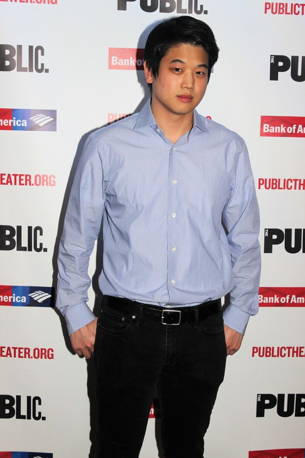 Ki Hong Lee Modern Family