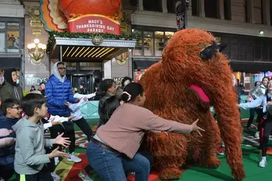 Photos Ain T Too Proud Beetlejuice And More Rehearse For The 2019 Macy S Thanksgiving Day Parade