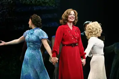 Photos 9 To 5 The Musical On Broadway The Opening Night Curtain Call