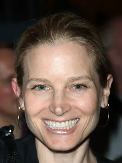 Bridget Fonda 2020